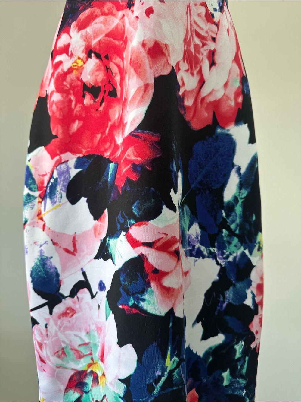 Bisou Bisou Floral Sheath Dress Size 12 Watercolor Print V Neck - Picture 3 of 9